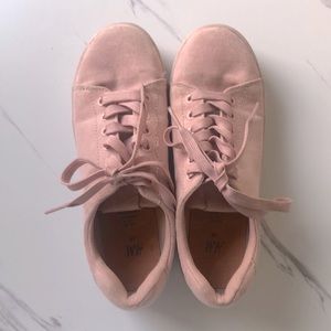 H & M Sneakers